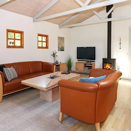 6 Person In Hadsund Сasa de vacaciones Odde